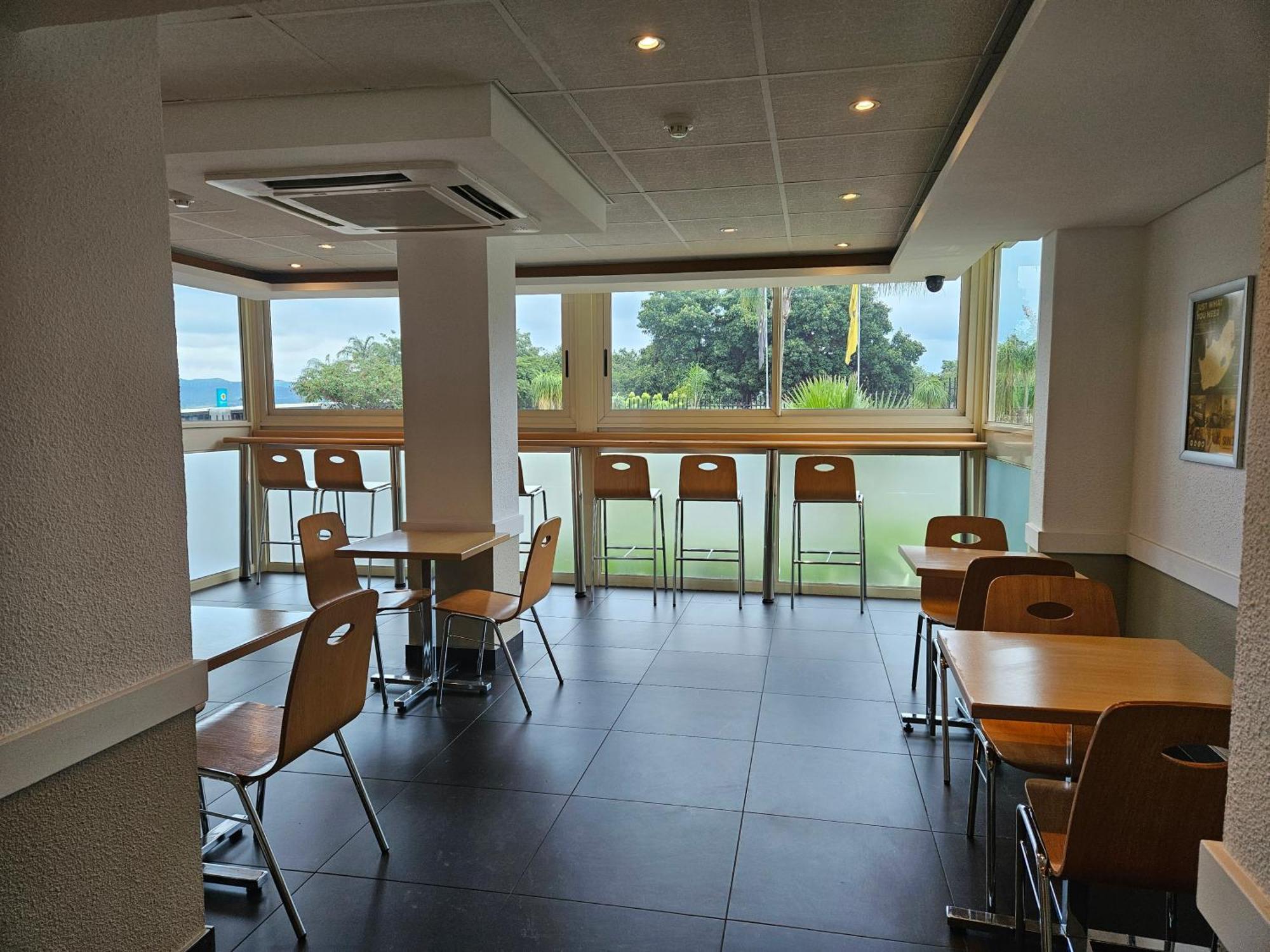 Sun1 Nelspruit Hotel Mbombela Ngoại thất bức ảnh